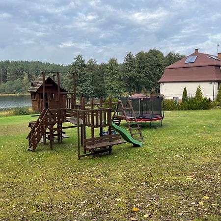 Domek Caloroczny Hawaje Nad Jeziorem Kazub Cieciorka Exterior photo